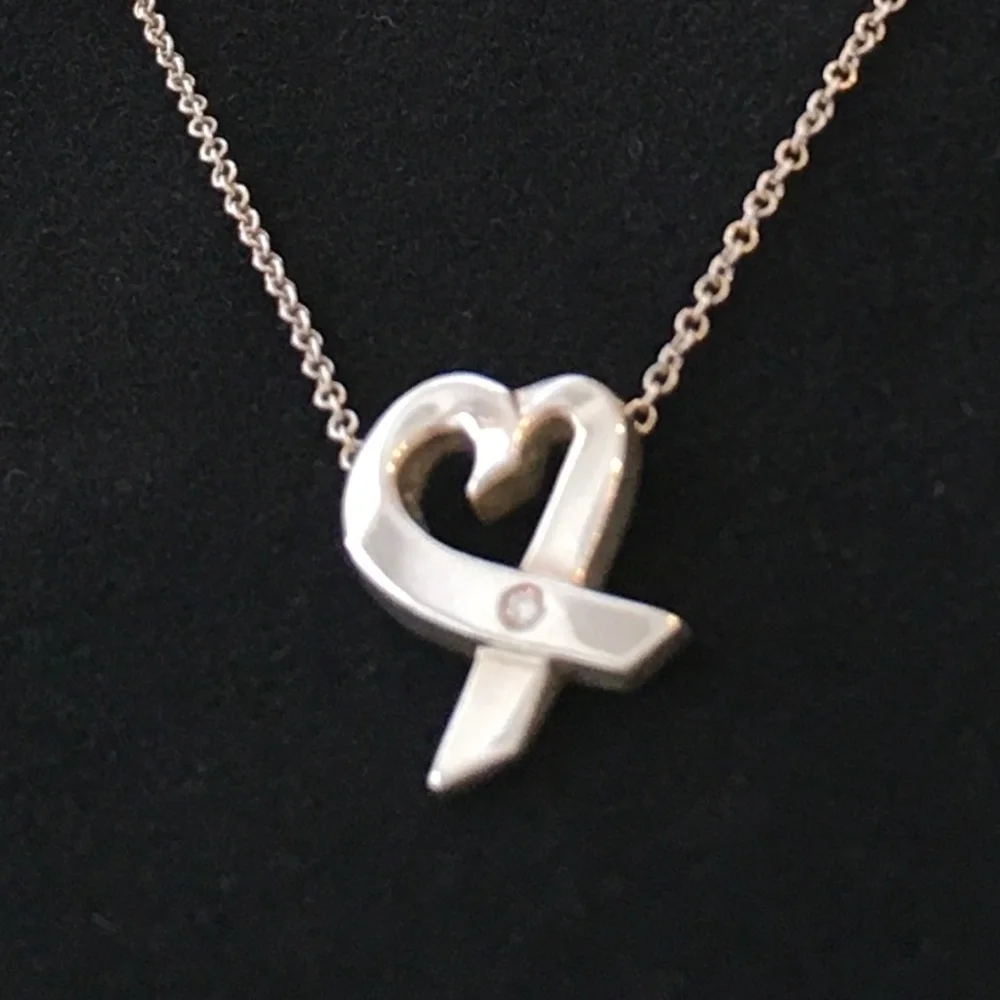 Tiffany & Co. excellent pre